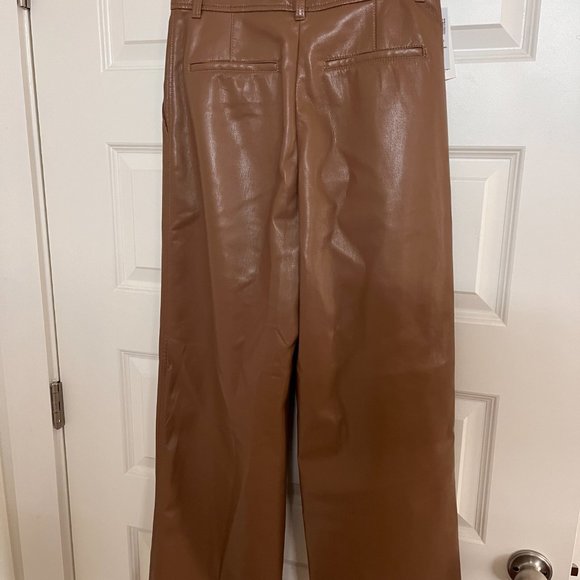 Aritzia Babaton pleated pants - Picture 2 of 3
